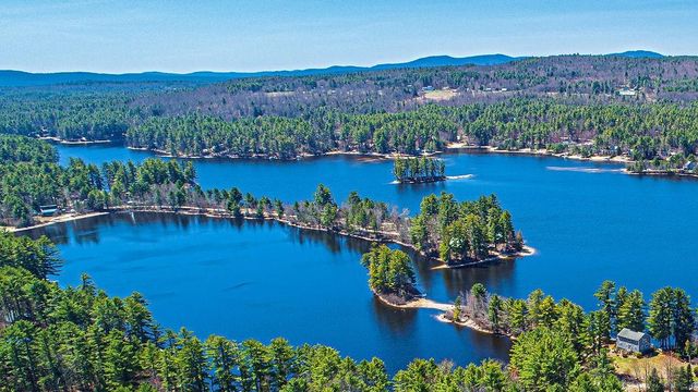 80 N Dorr Way, Wakefield, NH 03830