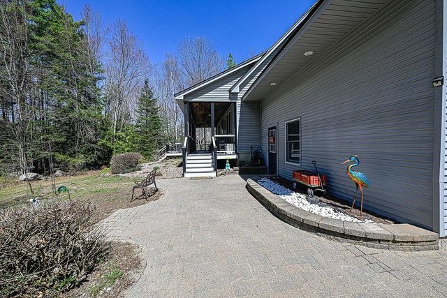 80 N Dorr Way, Wakefield, NH 03830