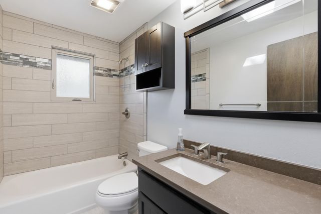 10705 E 23rd Ave, Spokane Valley, WA 99206
