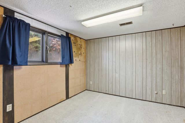 10705 E 23rd Ave, Spokane Valley, WA 99206