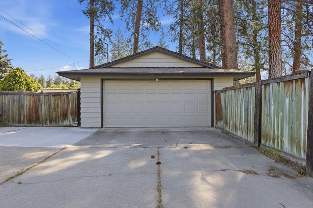 10705 E 23rd Ave, Spokane Valley, WA 99206