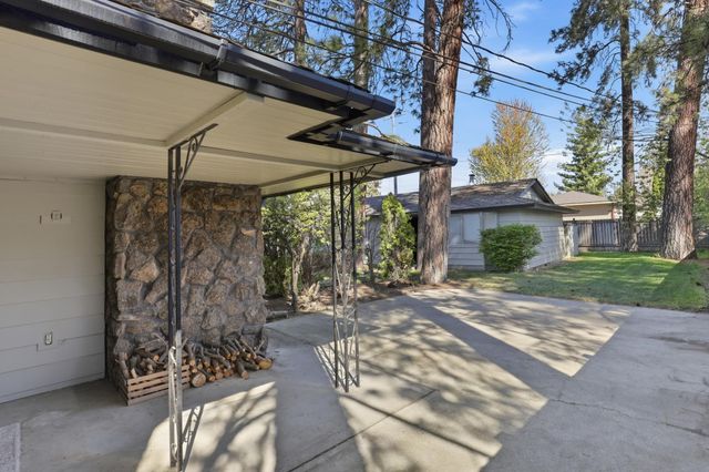 10705 E 23rd Ave, Spokane Valley, WA 99206