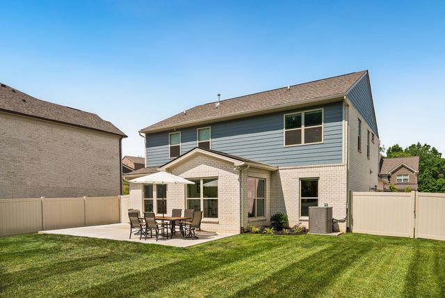 309 Keats Ct, Hendersonville, TN 37075