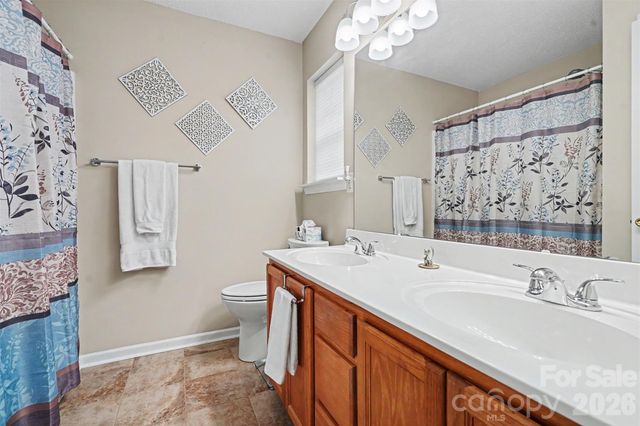 605 Gelderland Drive, Matthews, NC 28104