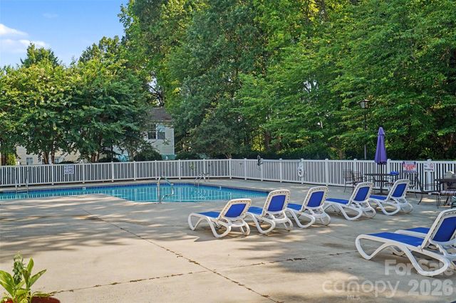 605 Gelderland Drive, Matthews, NC 28104