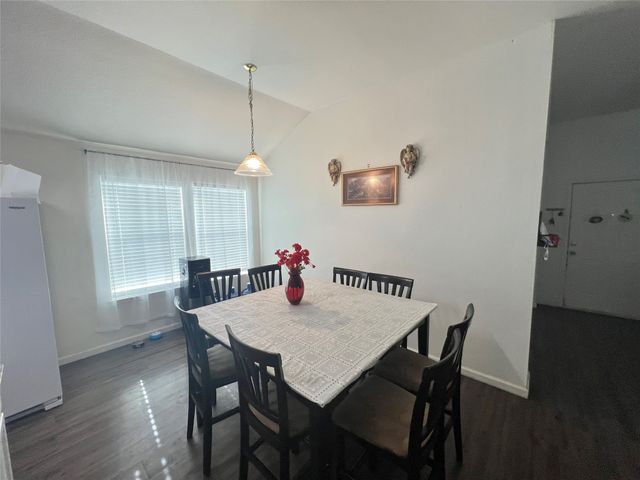 1923 Pin Oak Lane, Dallas, TX 75253