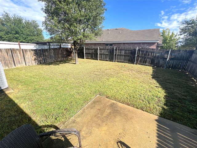 1923 Pin Oak Lane, Dallas, TX 75253