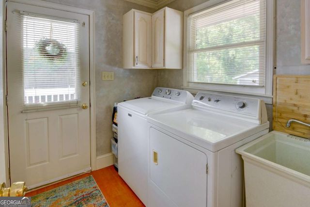 1657 Hewatt Road SW, Lilburn, GA 30047