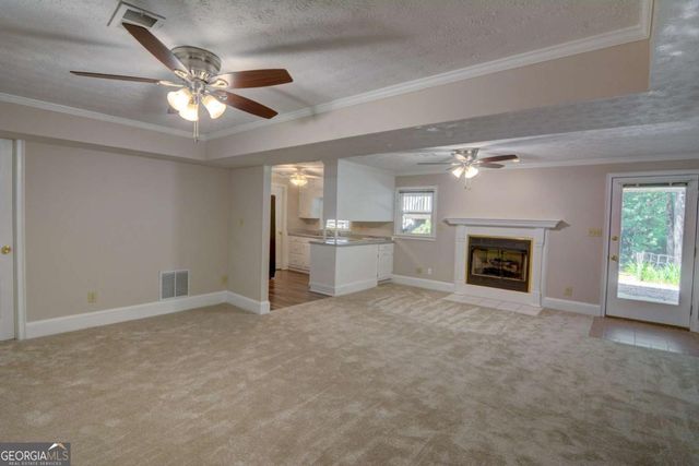 1657 Hewatt Road SW, Lilburn, GA 30047