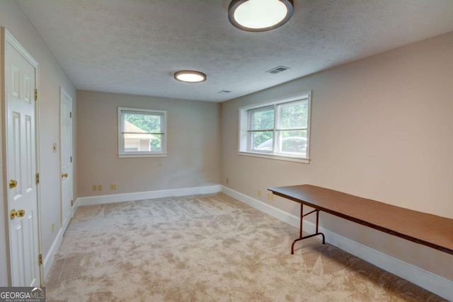 1657 Hewatt Road SW, Lilburn, GA 30047
