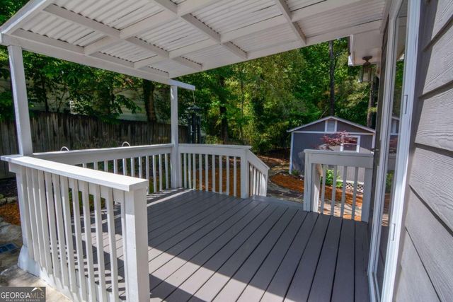 1657 Hewatt Road SW, Lilburn, GA 30047