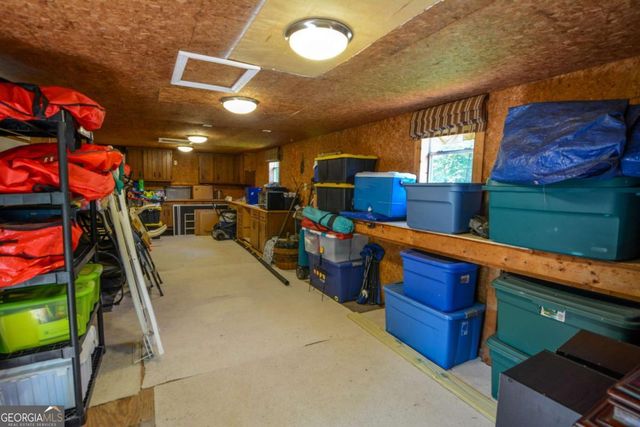 1657 Hewatt Road SW, Lilburn, GA 30047