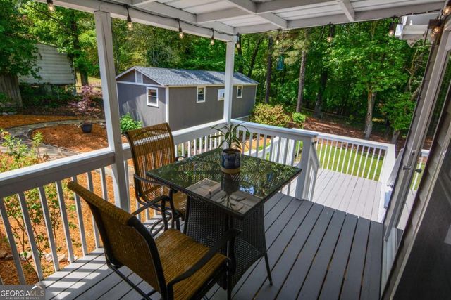 1657 Hewatt Road SW, Lilburn, GA 30047