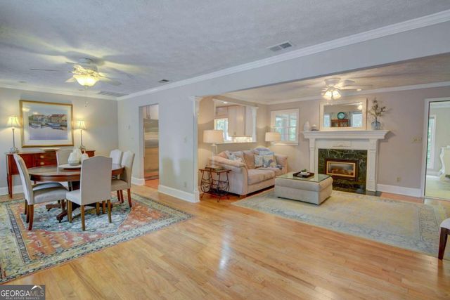 1657 Hewatt Road SW, Lilburn, GA 30047