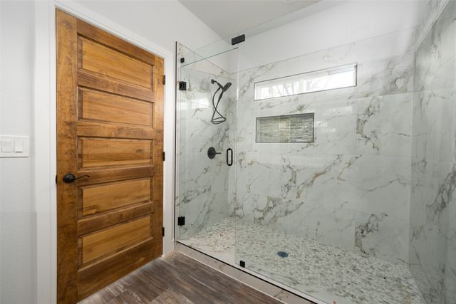 411 W Elm Street, Whitewright, TX 75491