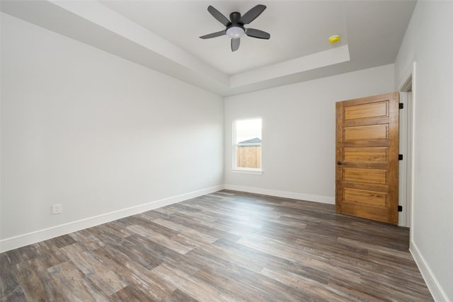 411 W Elm Street, Whitewright, TX 75491