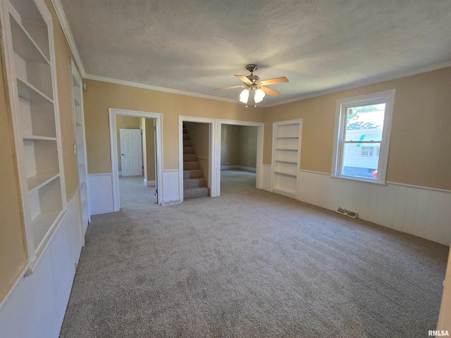 921 CATHERINE Street, Pekin, IL 61554