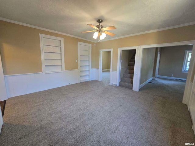 921 CATHERINE Street, Pekin, IL 61554