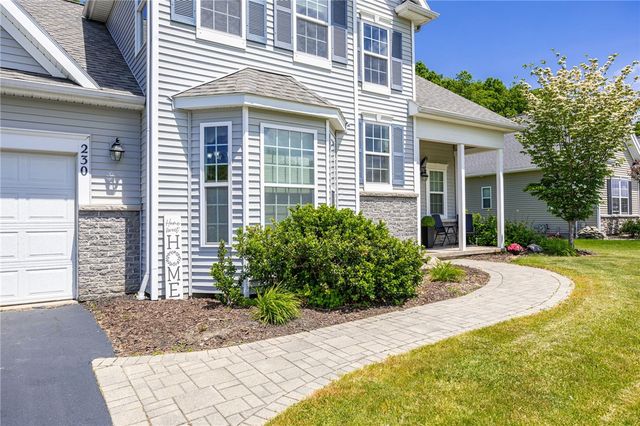 230 Woodsview Drive, Webster, NY 14580
