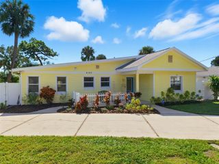 4102 WATROUS AVENUE W, Tampa, FL 33629