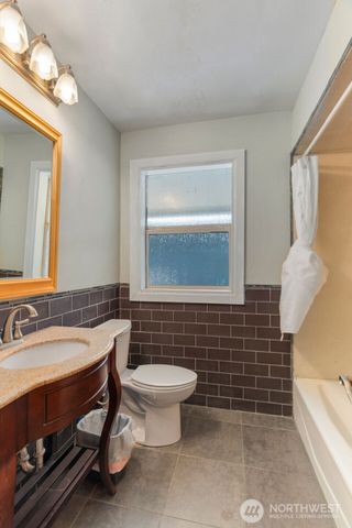 180 Front Street S, Issaquah, WA 98027