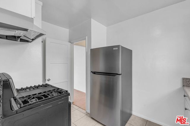 1623 S Bundy Drive, Los Angeles, CA 90025