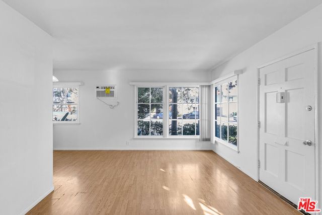 1623 S Bundy Drive, Los Angeles, CA 90025