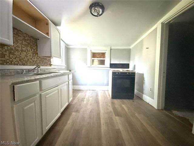 3310 W 54th Street, Cleveland, OH 44102