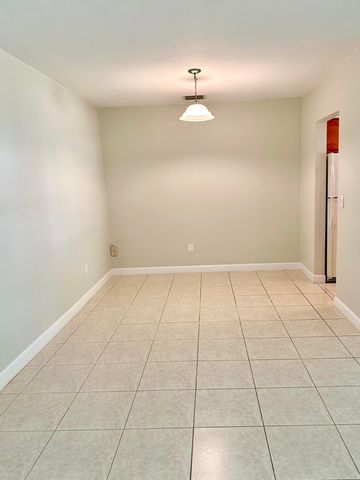 3801 NE 22nd Terrace 11, Lighthouse Point, FL 33064