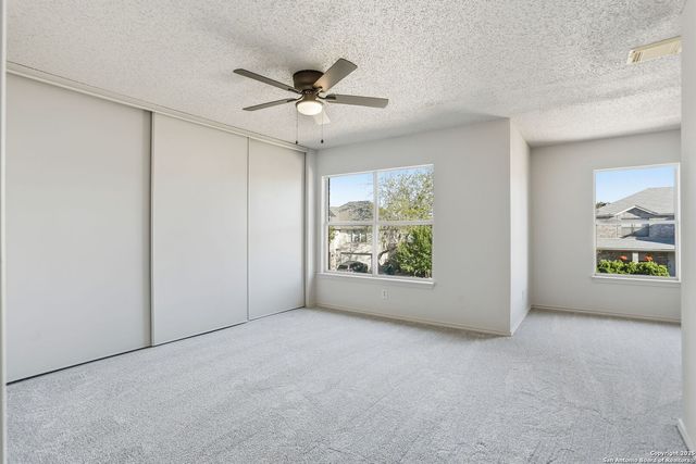 8123 Chestnut Manor Dr., Converse, TX 78109