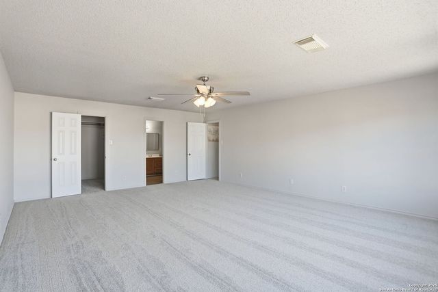 8123 Chestnut Manor Dr., Converse, TX 78109