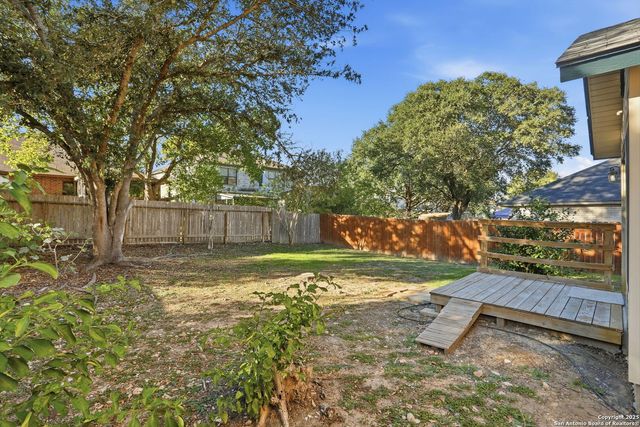 8123 Chestnut Manor Dr., Converse, TX 78109