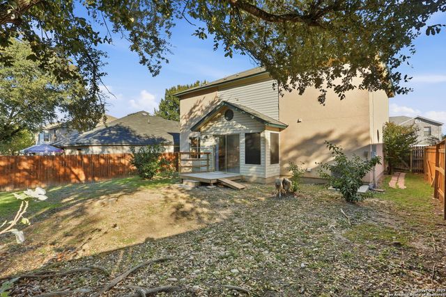 8123 Chestnut Manor Dr., Converse, TX 78109