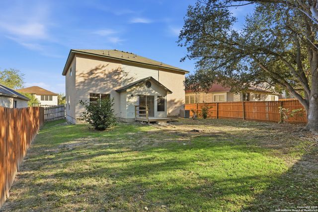 8123 Chestnut Manor Dr., Converse, TX 78109