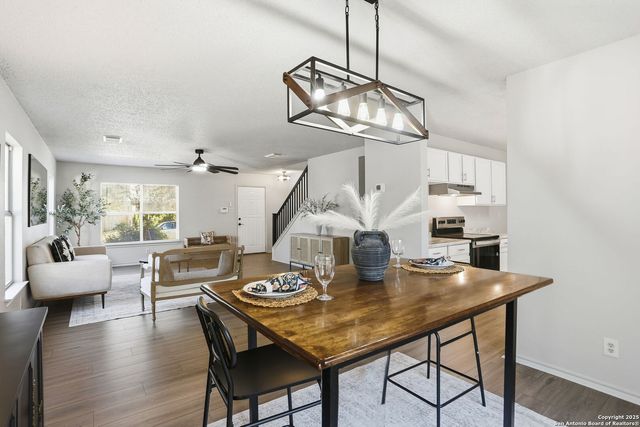 8123 Chestnut Manor Dr., Converse, TX 78109