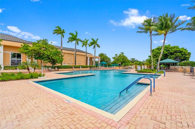 7647 Southampton Terrace 314, Tamarac, FL 33321