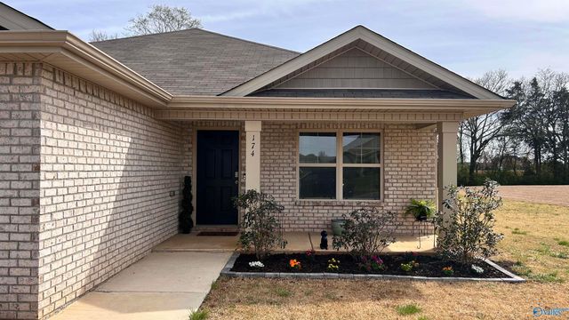 174 Meadow Ridge Drive, Hazel Green, AL 35750
