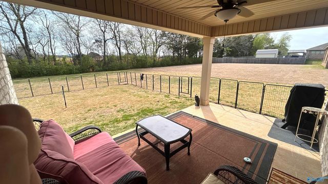 174 Meadow Ridge Drive, Hazel Green, AL 35750