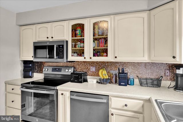 2145 FRUITVILLE PIKE, Lancaster, PA 17601