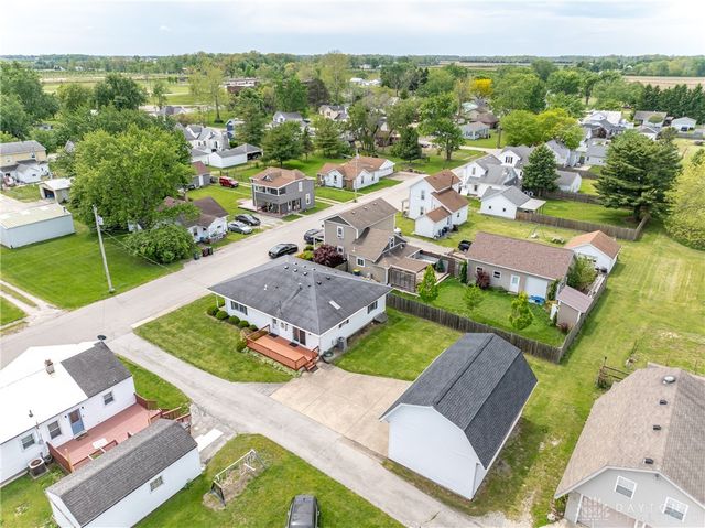 20 W Walnut Street, Phillipsburg, OH 45354