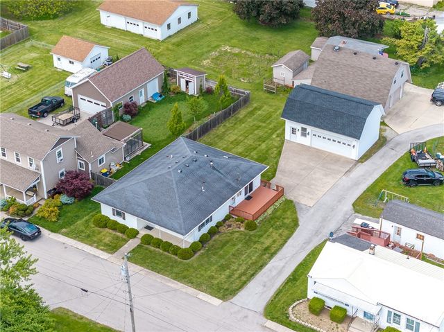 20 W Walnut Street, Phillipsburg, OH 45354