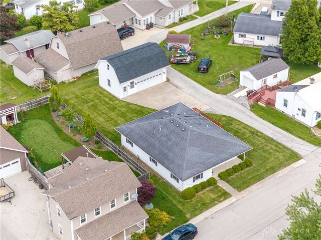 20 W Walnut Street, Phillipsburg, OH 45354