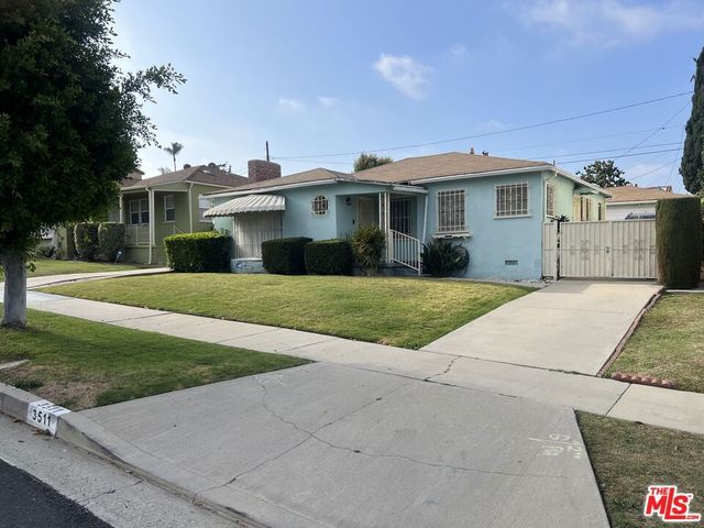 3511 Floresta Avenue, Los Angeles, CA 90043