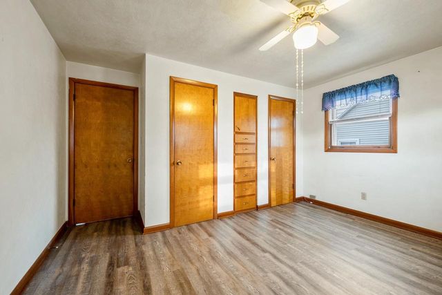 1041 S 6TH STREET, De Pere, WI 54115