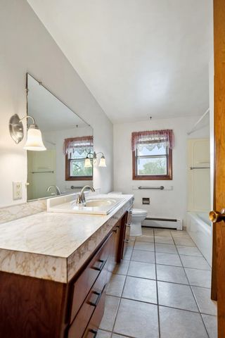 1041 S 6TH STREET, De Pere, WI 54115