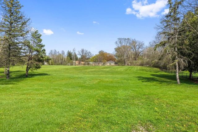 1041 S 6TH STREET, De Pere, WI 54115