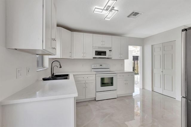 11420 Coral Bay Drive, Boca Raton, FL 33498