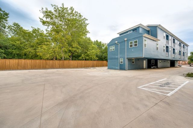 5317 Reiger Avenue 202, Dallas, TX 75214