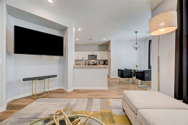 7362 Padleymor Street, Las Vegas, NV 89139