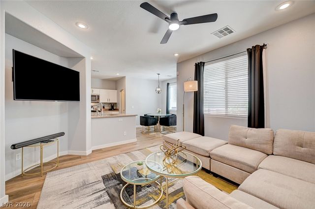 7362 Padleymor Street, Las Vegas, NV 89139